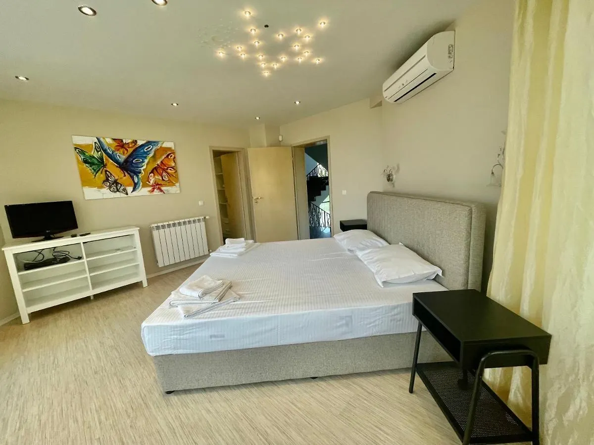 索佐波尔Luxury House On Buzhaka别墅 别墅